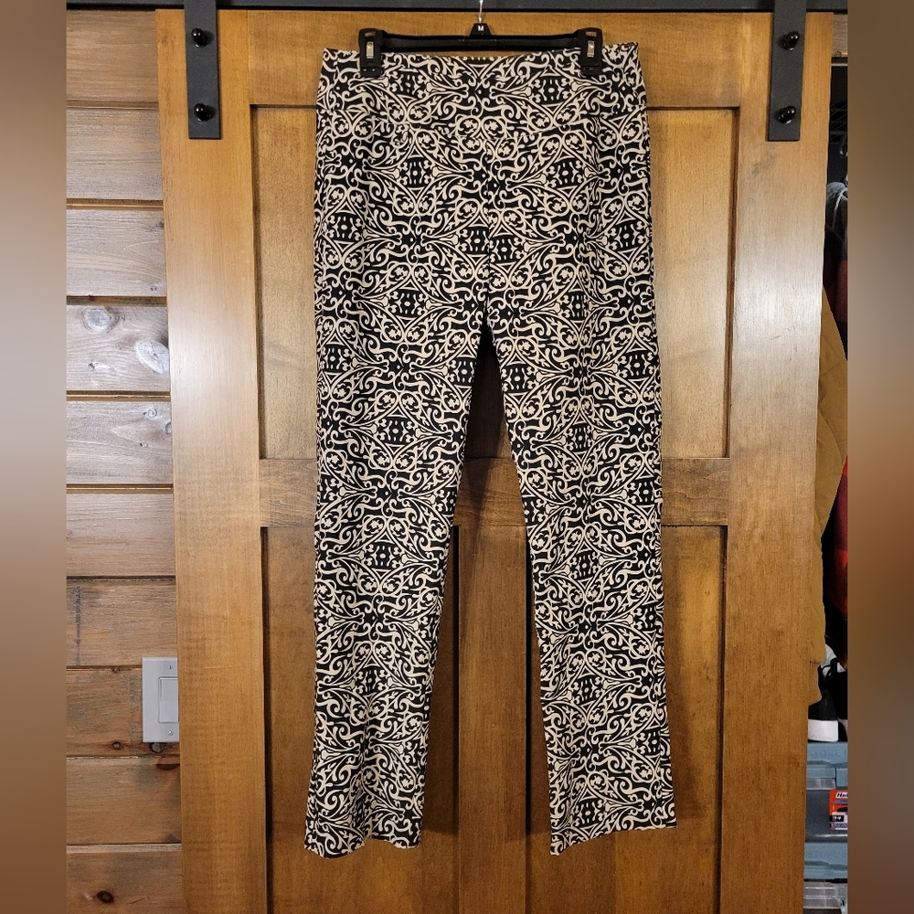 Lulu-B Black & Cream Tummy Control Ankle Pants